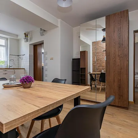 Glow Apartments, Brzezno Smart I Parking Апартаменты *