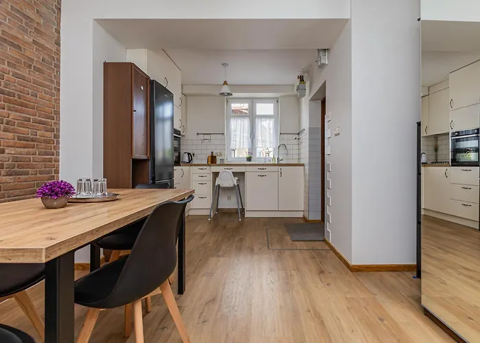 Glow Apartments, Brzezno Smart I Parking Apartment *